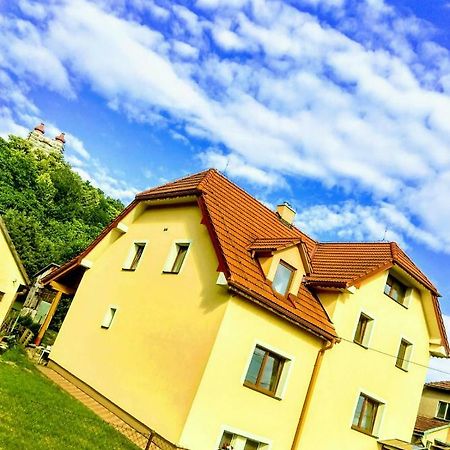 Apartman pod Kalváriou - rodinný dom Banská Štiavnica Esterno foto
