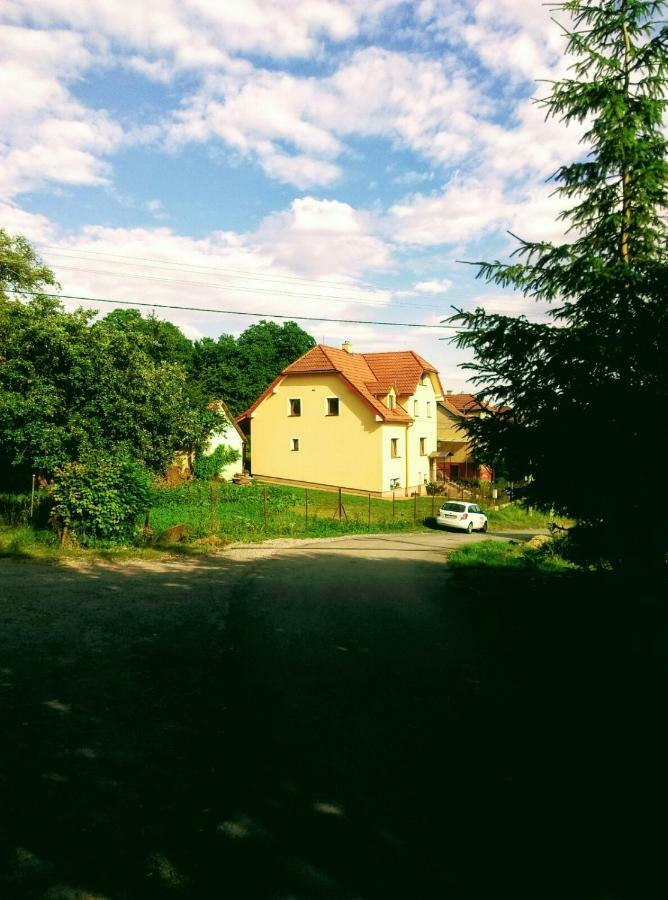 Apartman pod Kalváriou - rodinný dom Banská Štiavnica Esterno foto